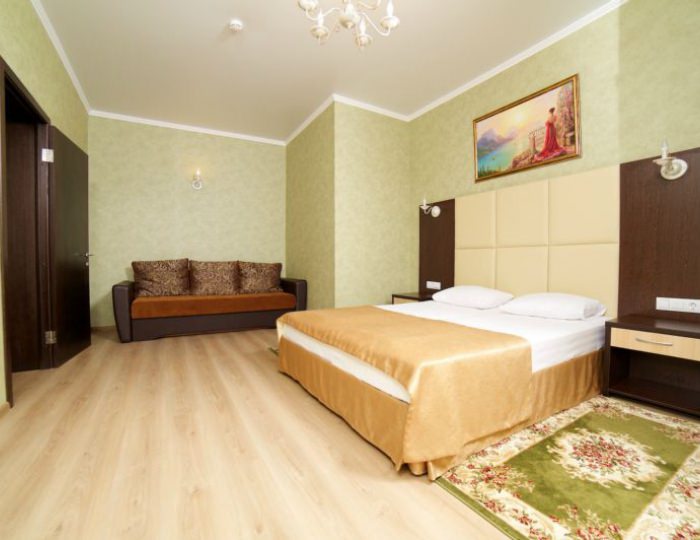 Люкс с балконом - Гостиничный комплекс «Эмеральд»