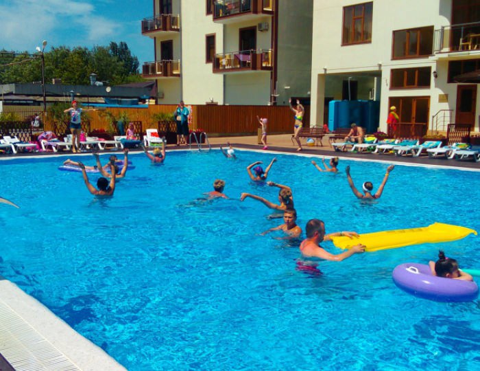 Аквааэробика - Гостиничный комплекс «Эмеральд»