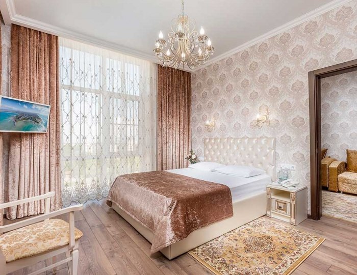 Люкс улучшенный с балконом - Гостиничный комплекс «Эмеральд»